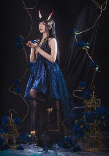 欧美啄木鸟胸大的演员_超清在线观看视频